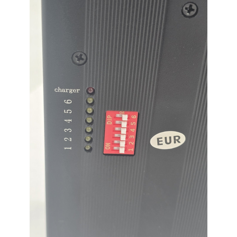 Портативна глушилка сигналів 2G / 3G / 4G / LTE / WCDMA + GPS L1 + Wi-Fi / Bluetooth з 6 антенами