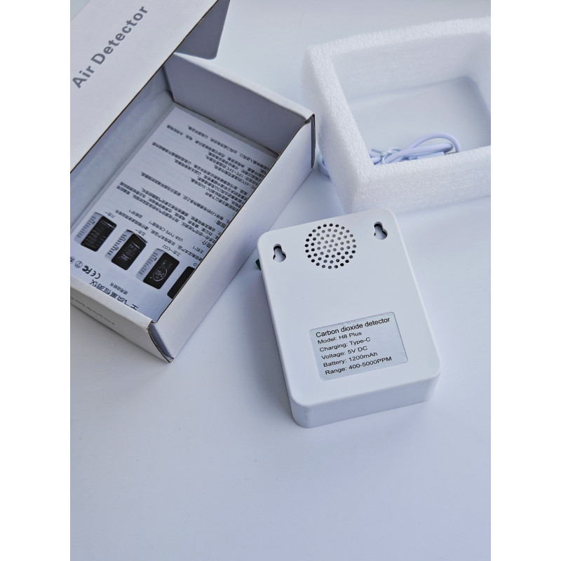 Монітор якості повітря 6 в 1 з датчиками CO2, PM2.5, TVOC, температури та вологості