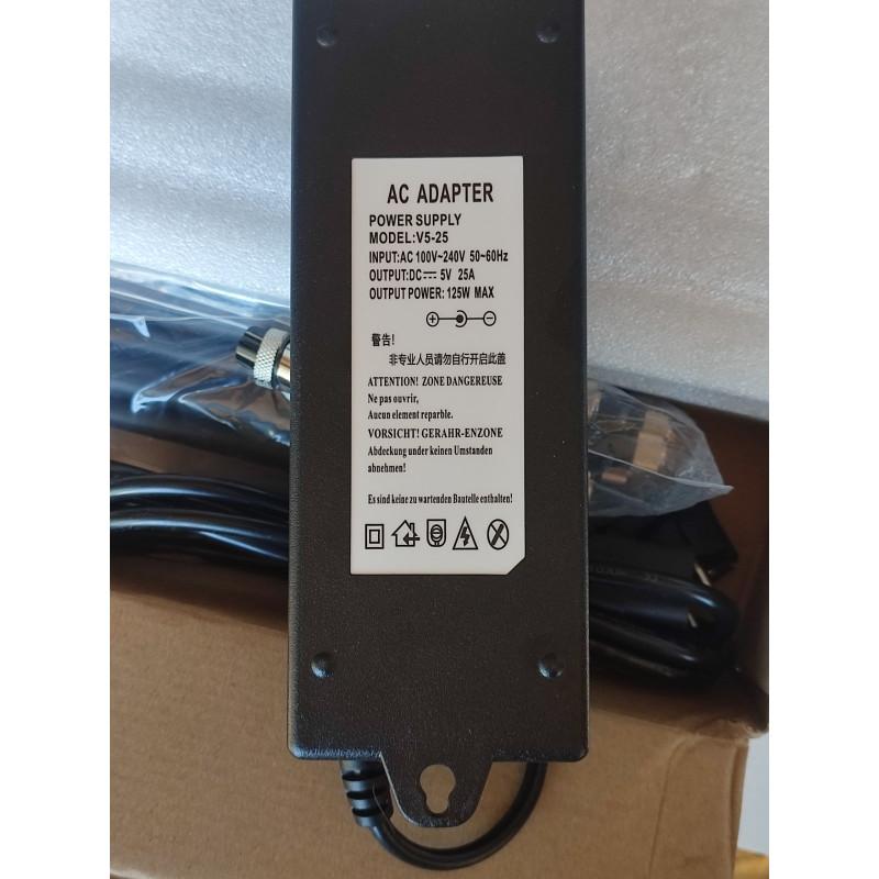 Глушилка мобільного зв'язку ПІРАНЬЯ Х12  WIFI 2.4, 5.2, 5.8 (GSM, 3G, 4G, CDMA +4G LTE, WI-FI, DCS, VHF, UHF, WI-FI 5.0, LoJack, GPS)
