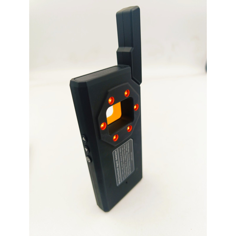 Портативний детектор камер і GPS трекерів DS-628 з LCD дисплеєм та мультискануванням
